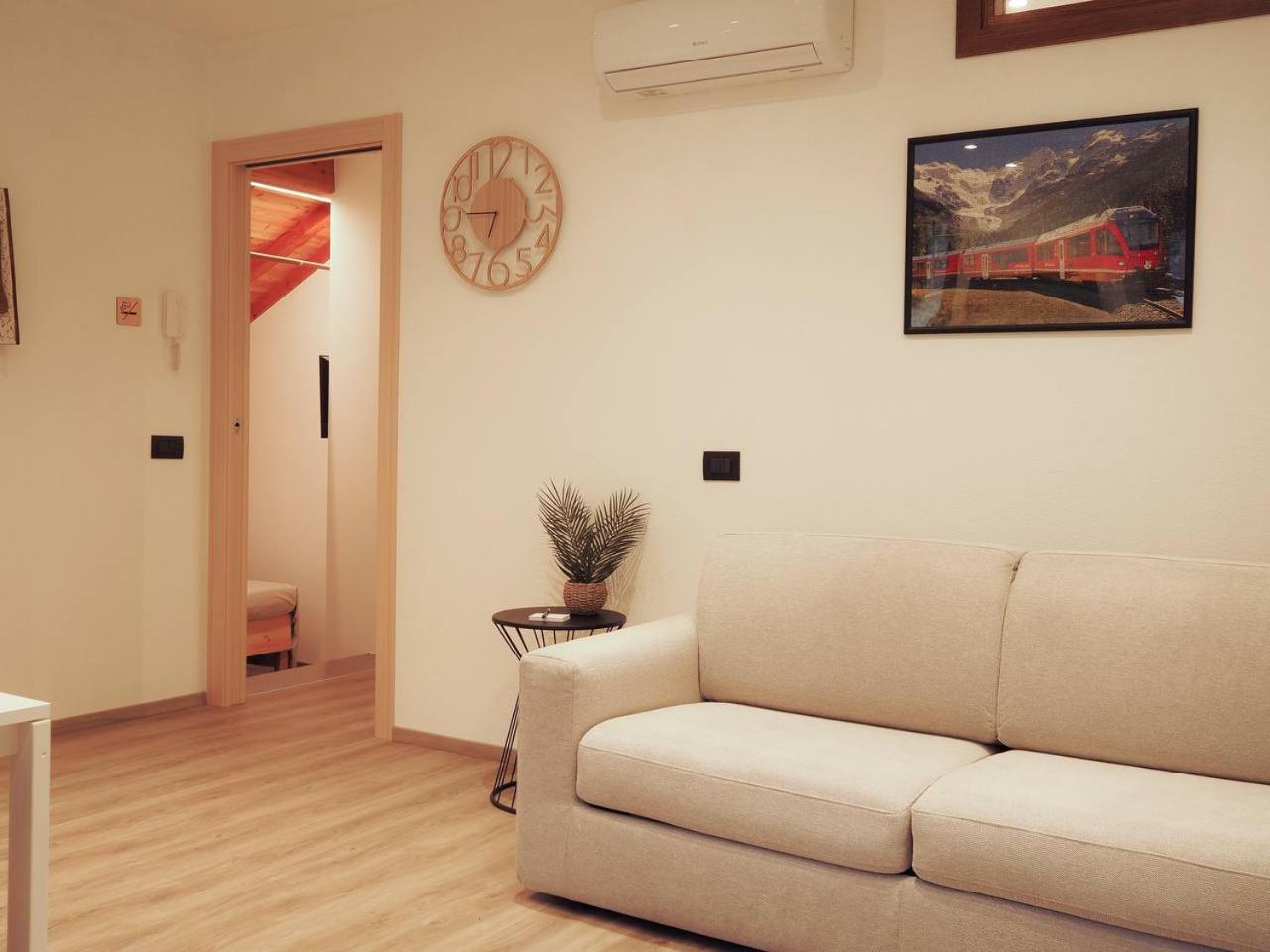 Ferienwohnung Casa Armida Tirano Exterior foto