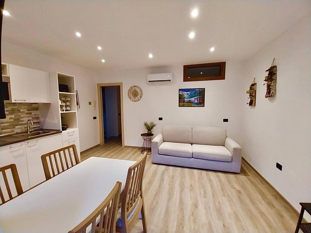 Ferienwohnung Casa Armida Tirano Exterior foto